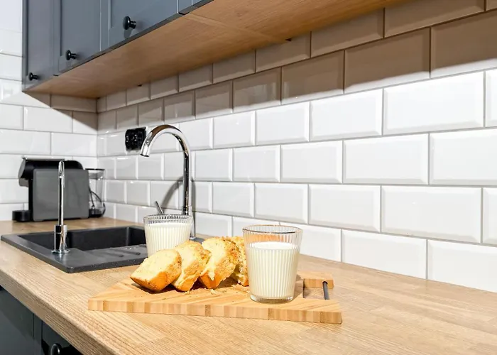 Family 1 Apartment *